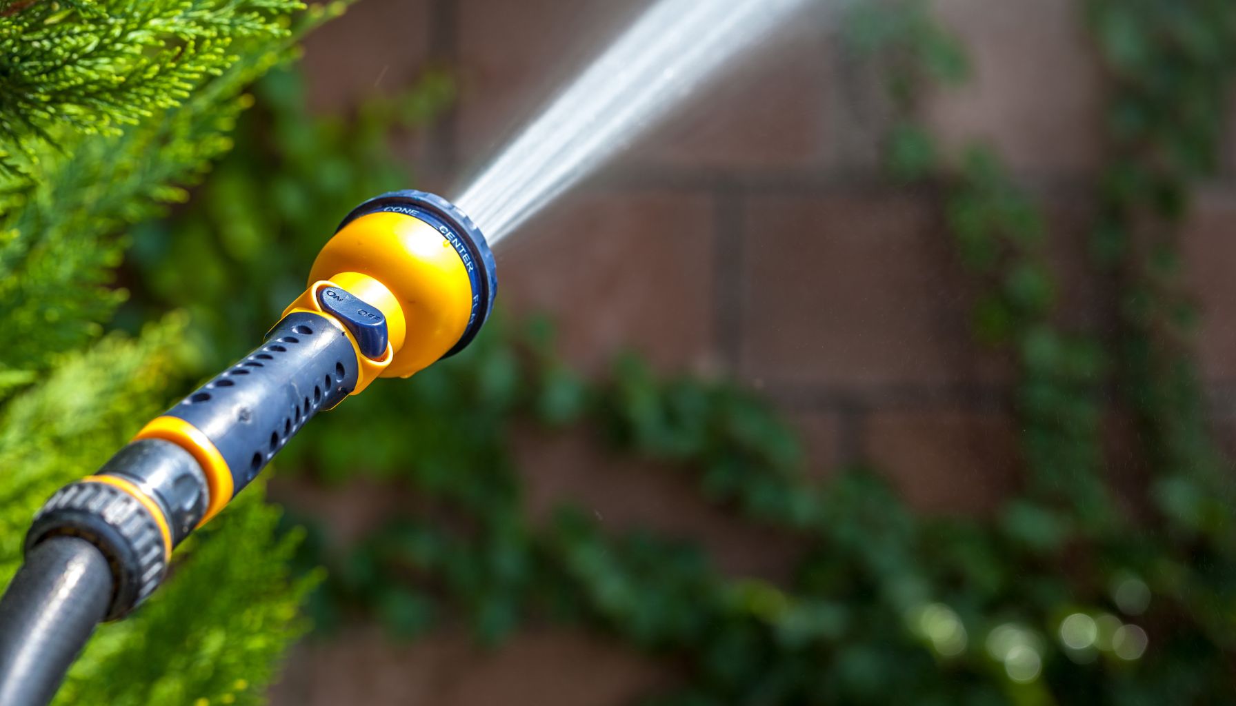 Choosing the Best Hose Nozzle for Your Garden